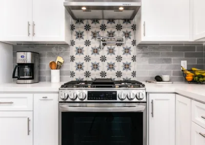 Whether you’re looking to upgrade your countertops and cabinets or seeking to modernize your appliances, our team is here to help.