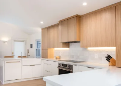 When it comes to kitchen remodeling in Los Angeles, we pride ourselves on being the top choice for homeowners in the Los Angeles and beyond.